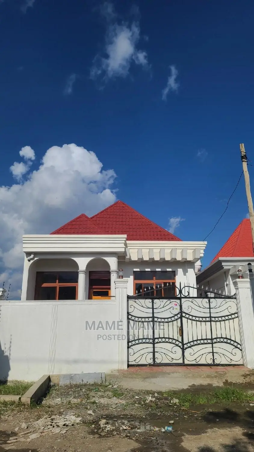 3bdrm Villa in Addis Abeba, Bole for sale