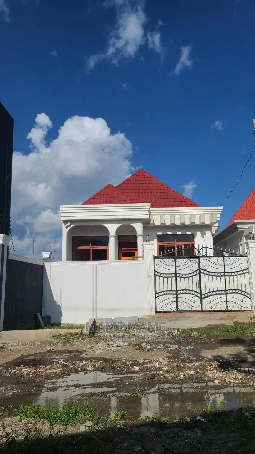 3bdrm Villa in Addis Abeba, Bole for sale