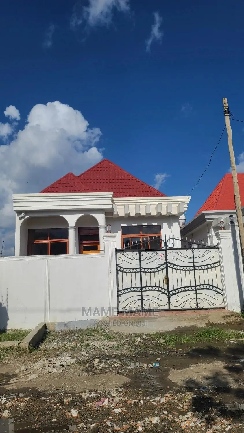 3bdrm Villa in Addis Abeba, Bole for sale
