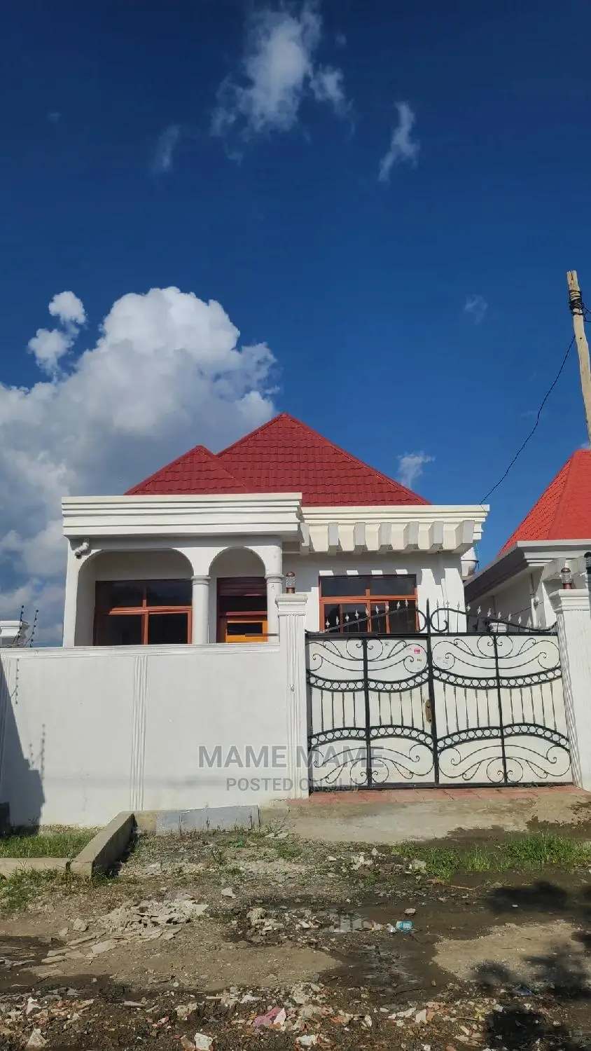 3bdrm Villa in Addis Abeba, Bole for sale