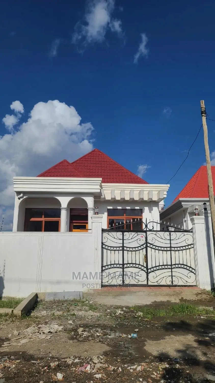 3bdrm Villa in Addis Abeba, Bole for sale
