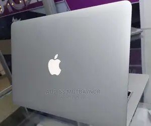 New Laptop Apple MacBook Air 2020 M1 8GB Intel Core I7 SSD 256GB