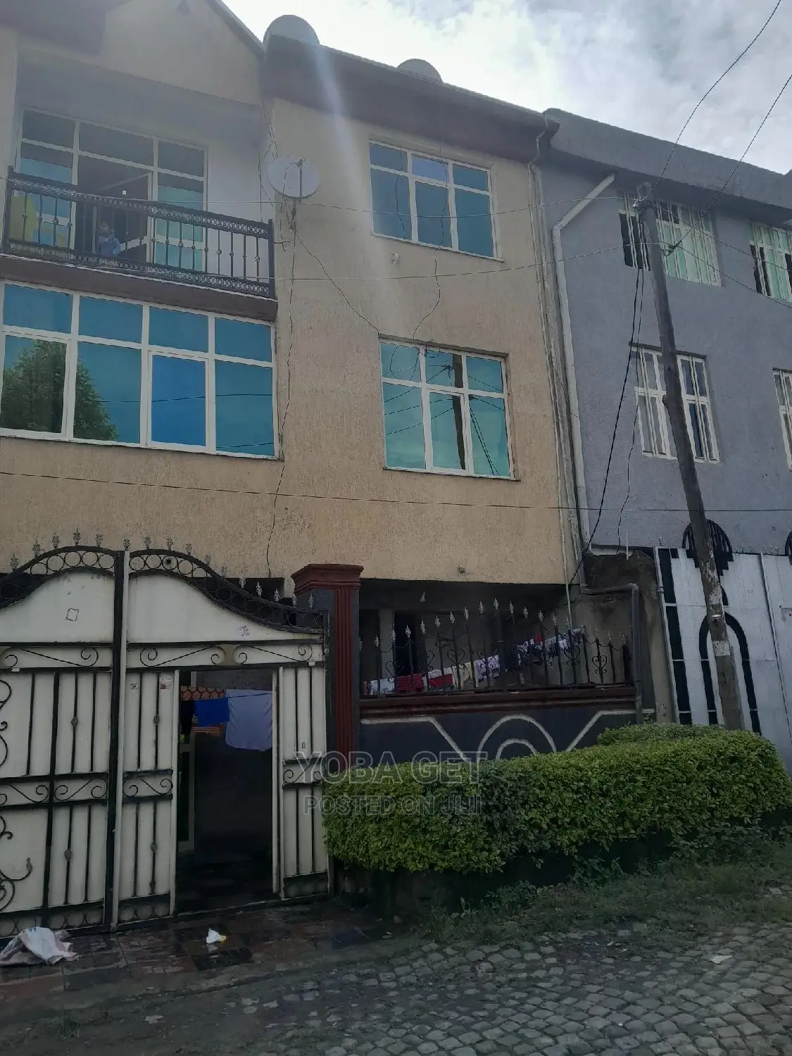 Furnished 6bdrm House in Akaky Kaliti for sale