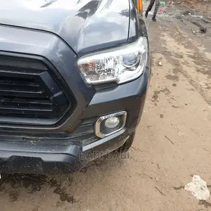 Toyota Tacoma 2021 Gray