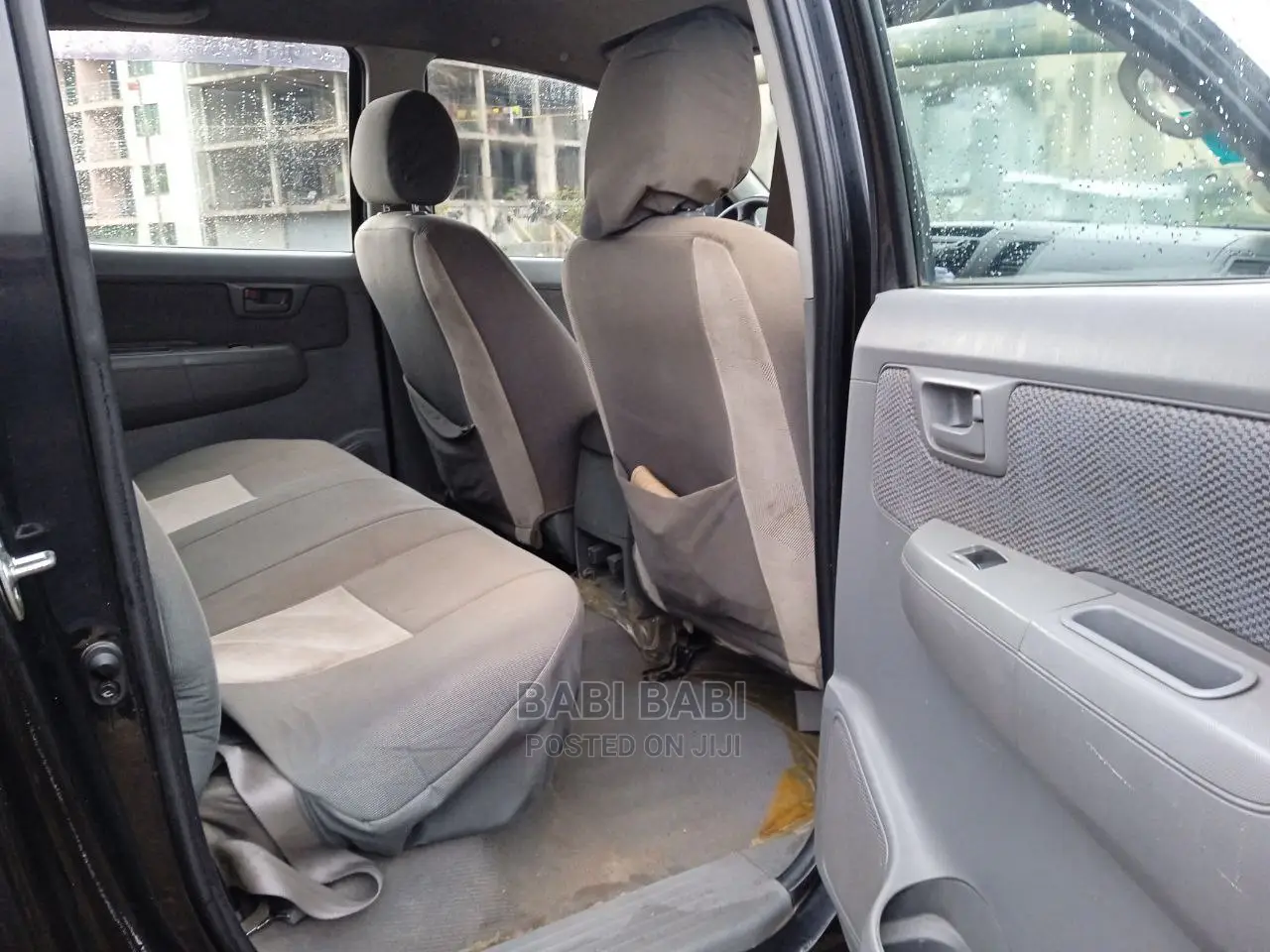 Toyota Hilux 2010 Black