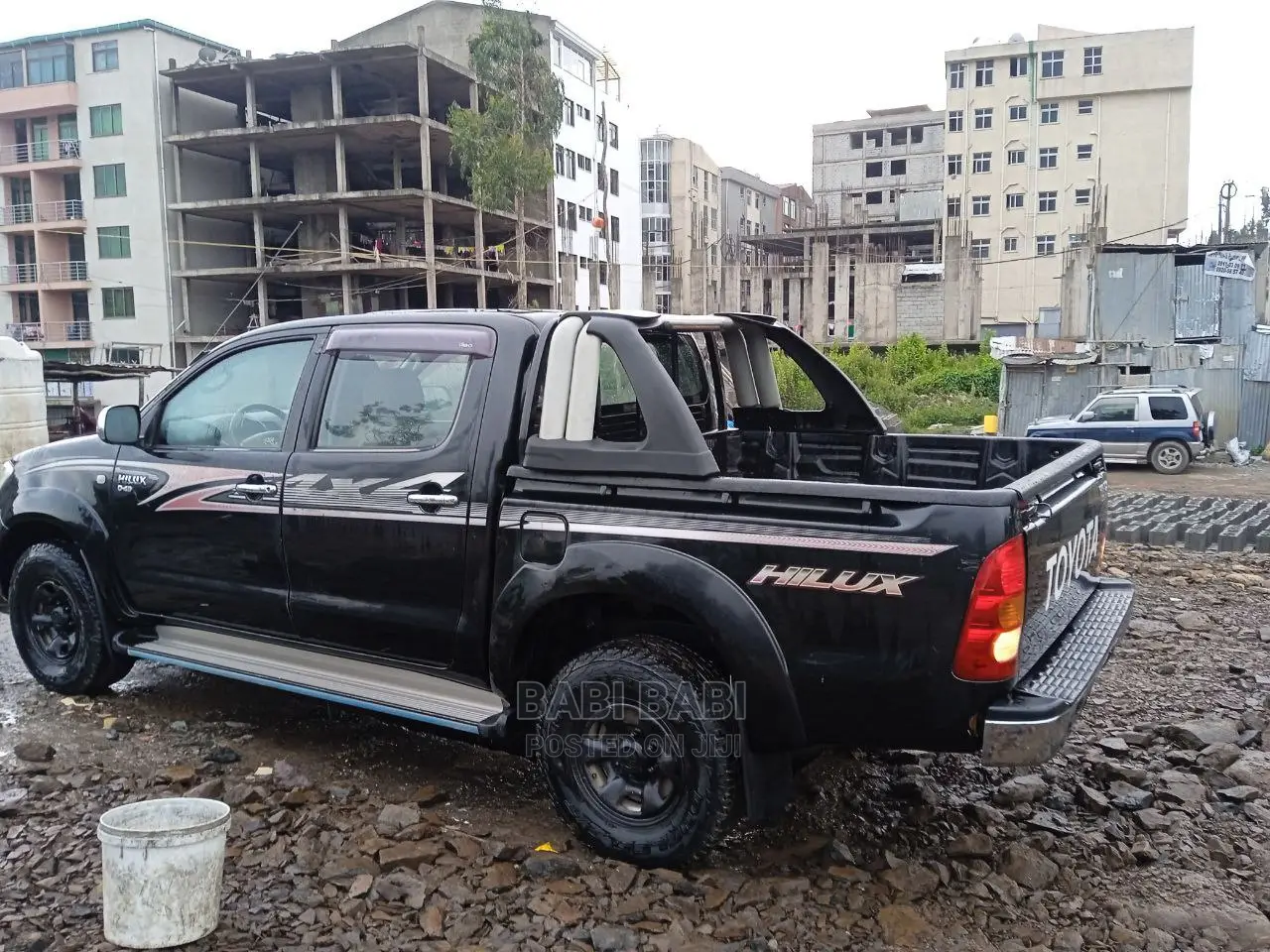 Toyota Hilux 2010 Black