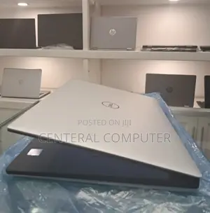 New Laptop Dell XPS 13 288 16GB Intel Core I7 SSD 512GB