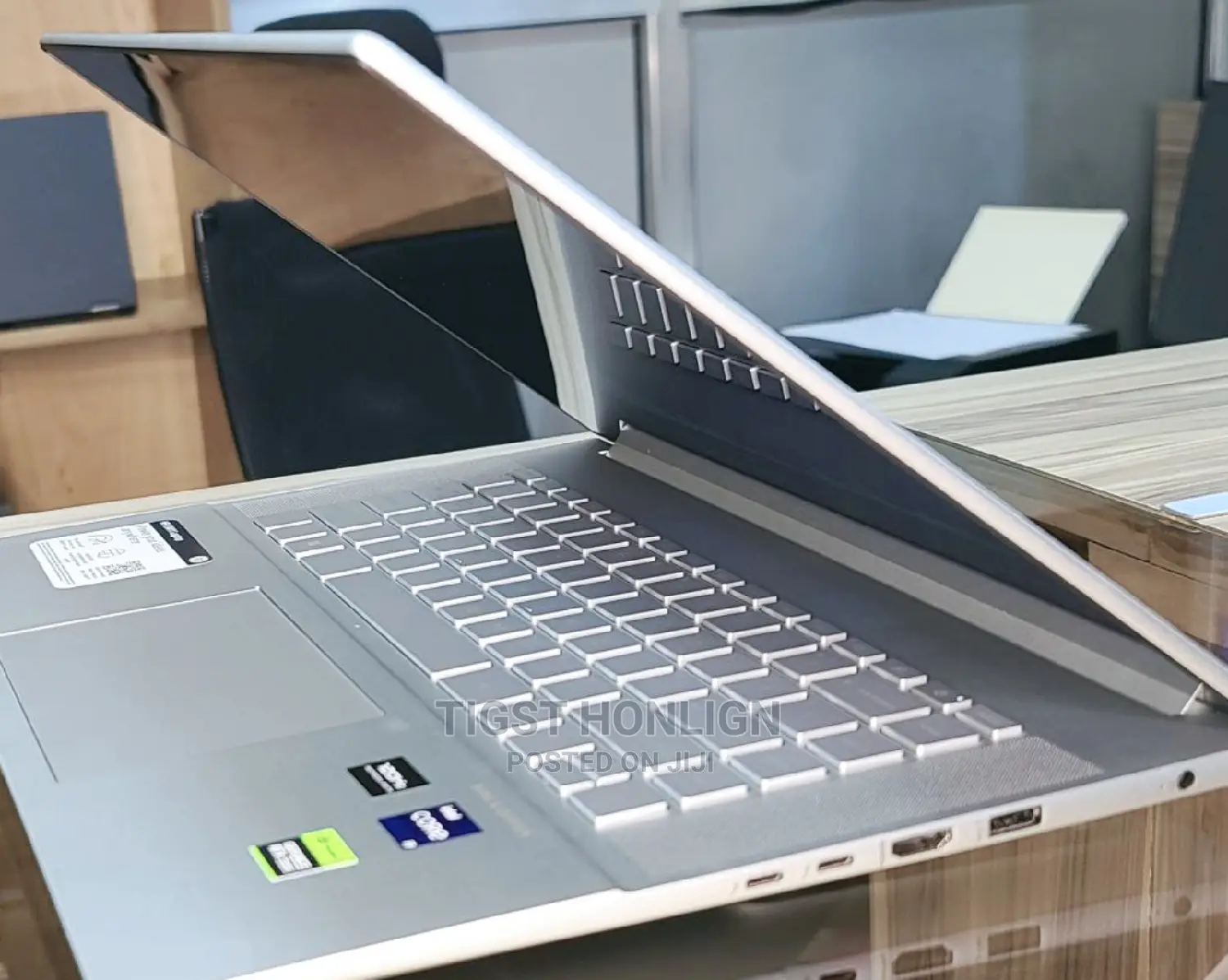 New Laptop HP Envy 13 16GB Intel Core I9 SSD 1T