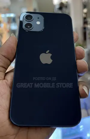Photo - Apple iPhone 12 128 GB Black
