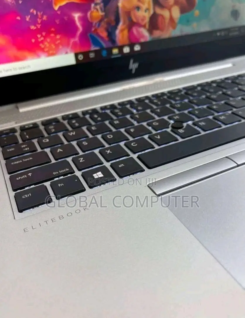 New Laptop HP 348 G4 32GB Intel Core I7 SSD 512GB