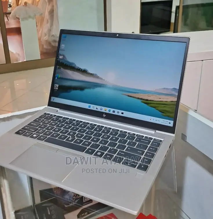 New Laptop HP EliteBook 845 G7 16GB AMD Ryzen 5 SSD 512GB