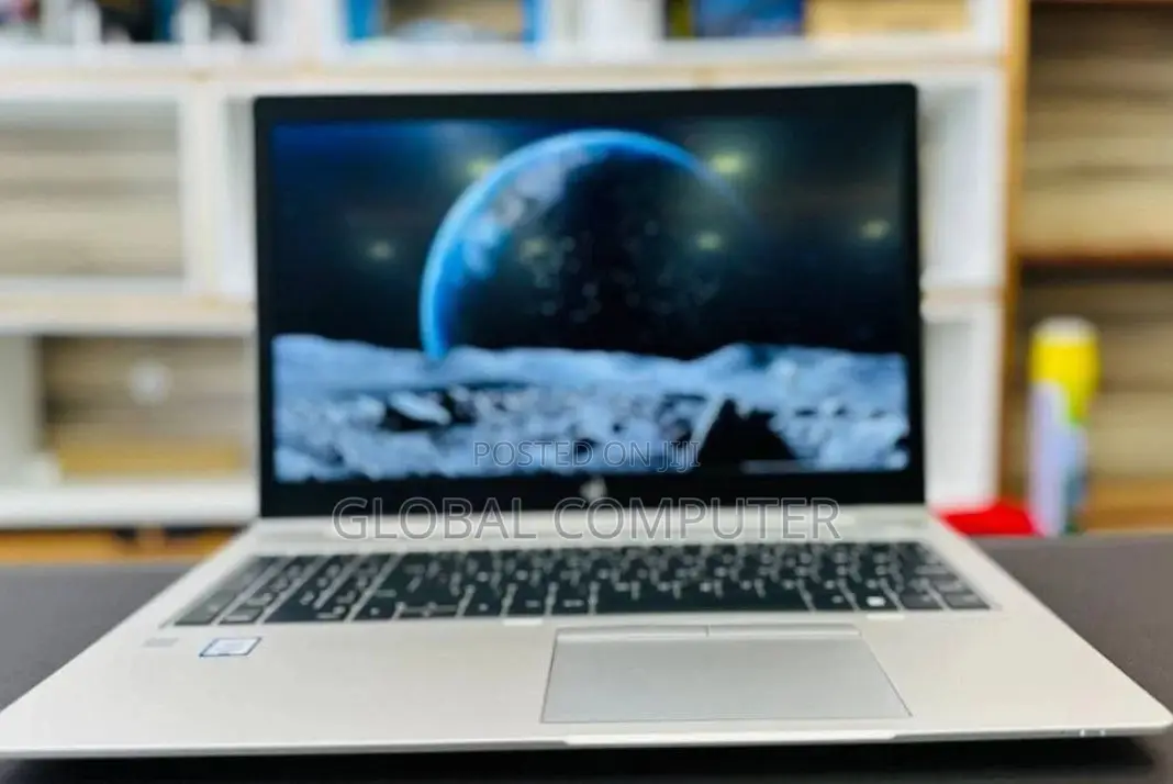 New Laptop HP 348 G5 16GB Intel Core I7 SSD 512GB