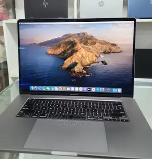 Photo - New Laptop Apple MacBook Pro 2017 16GB Intel Core I7 SSD 512GB