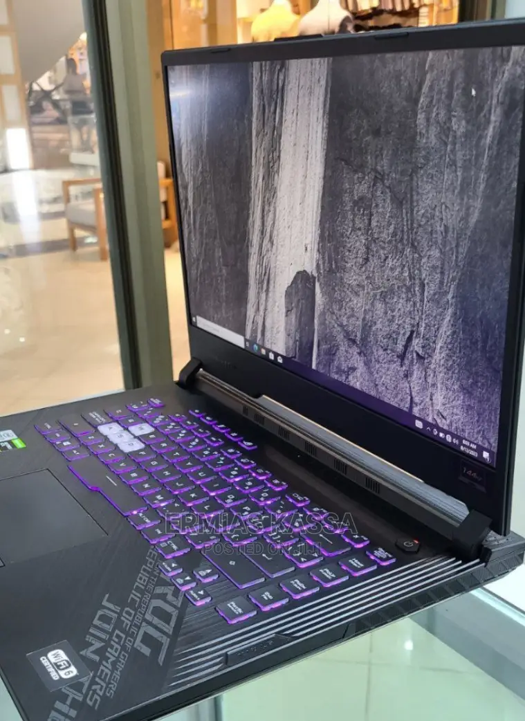 New Laptop Asus ROG Strix G15 16GB Intel Core I7 SSD 512GB