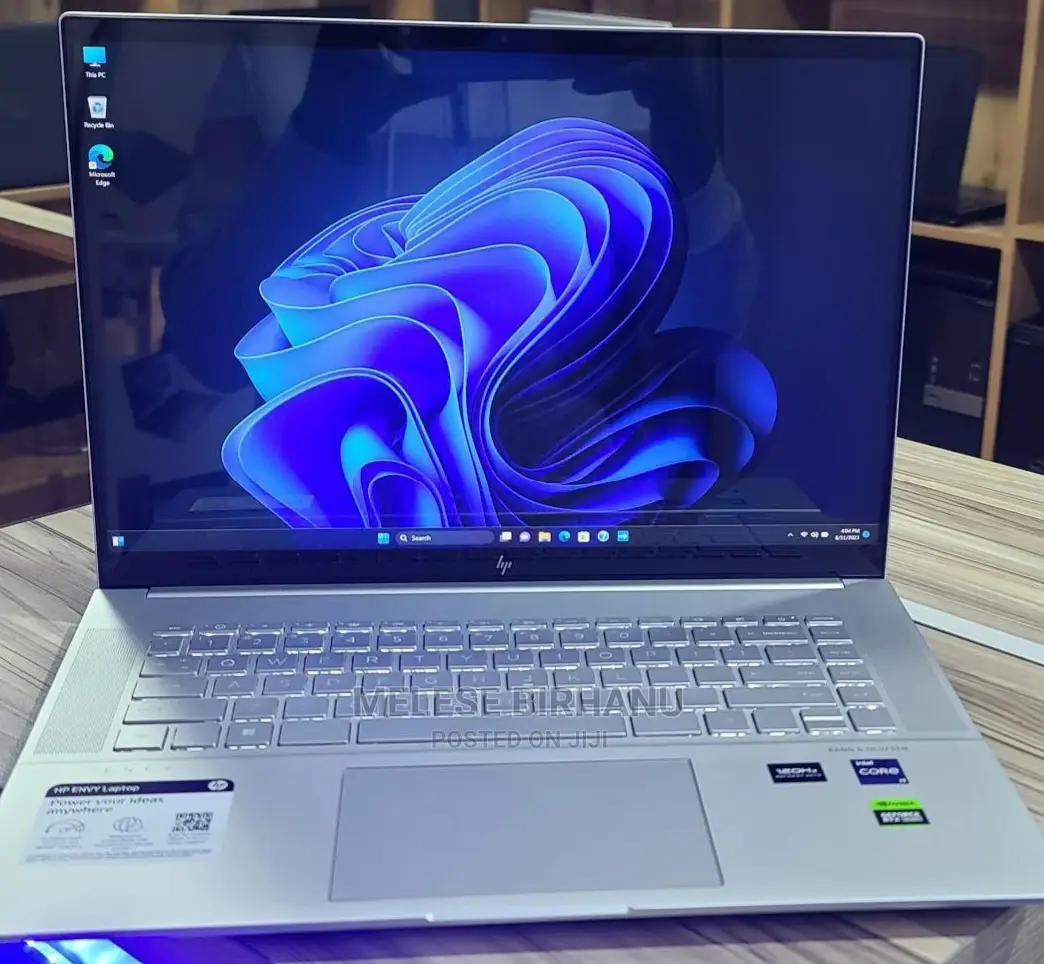 New Laptop HP 16GB Intel Core I9 SSD 1T