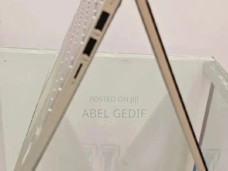 New Laptop HP Pavilion X360 8GB Intel Core I5 SSD 1T