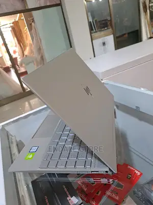 New Laptop HP Envy 13 8GB Intel Core I5 SSD 512GB