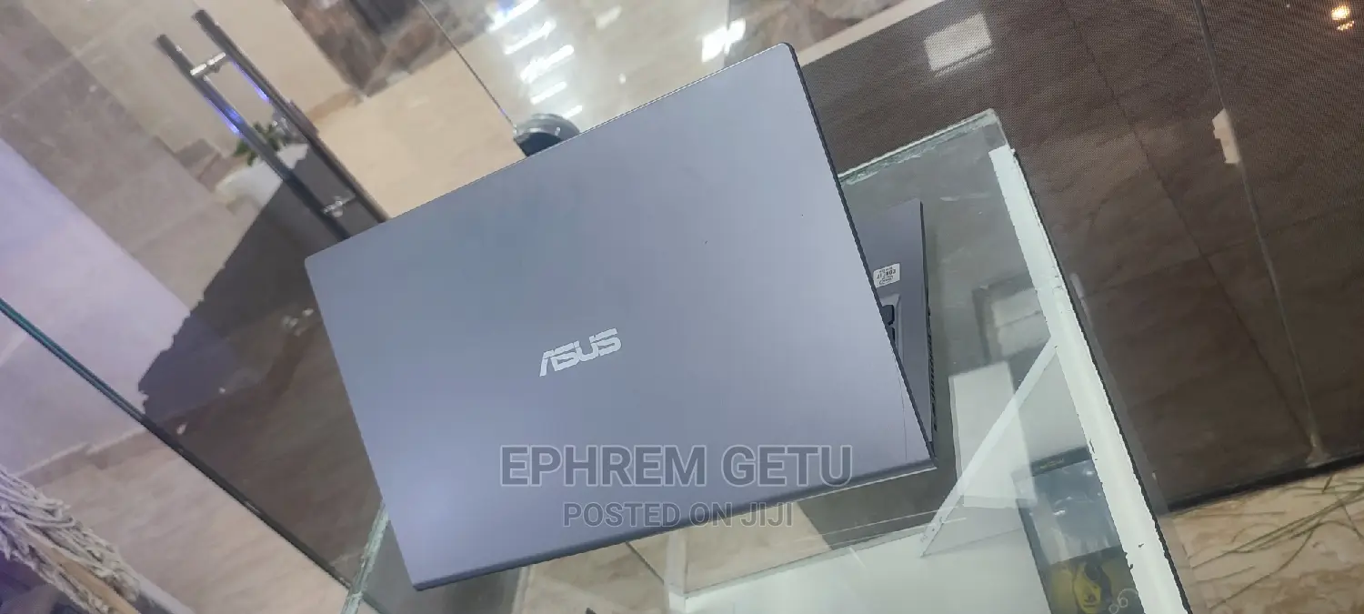 New Laptop Asus Vivobook E410M 8GB Intel Core I7 SSD 512GB