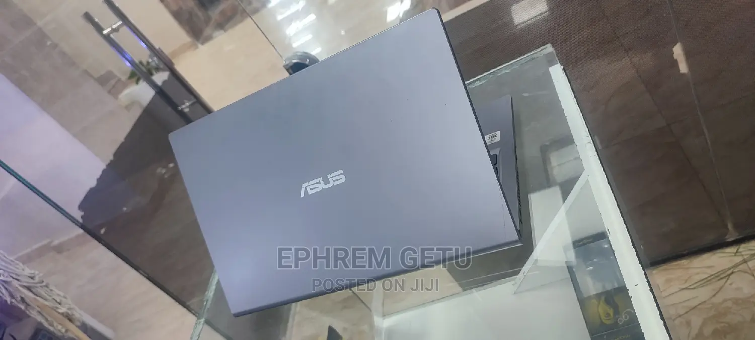 New Laptop Asus Vivobook E410M 8GB Intel Core I7 SSD 512GB