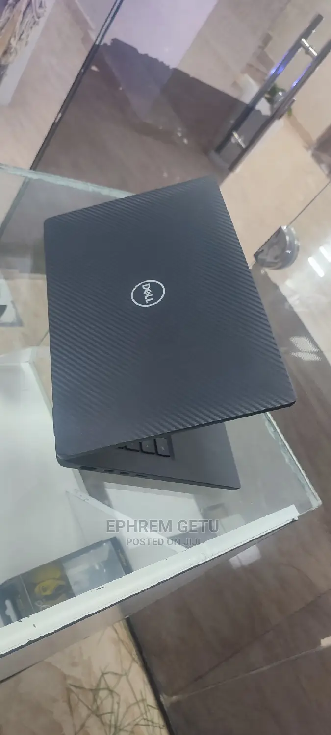 New Laptop Dell Latitude 5310 8GB Intel Core I7 SSD 512GB