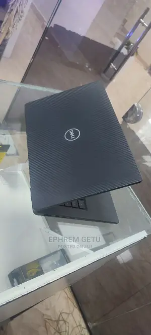 New Laptop Dell Latitude 5310 8GB Intel Core I7 SSD 512GB