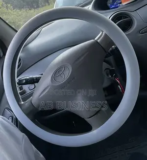 Photo - Silicone Fashionable Steering Wheel Cover