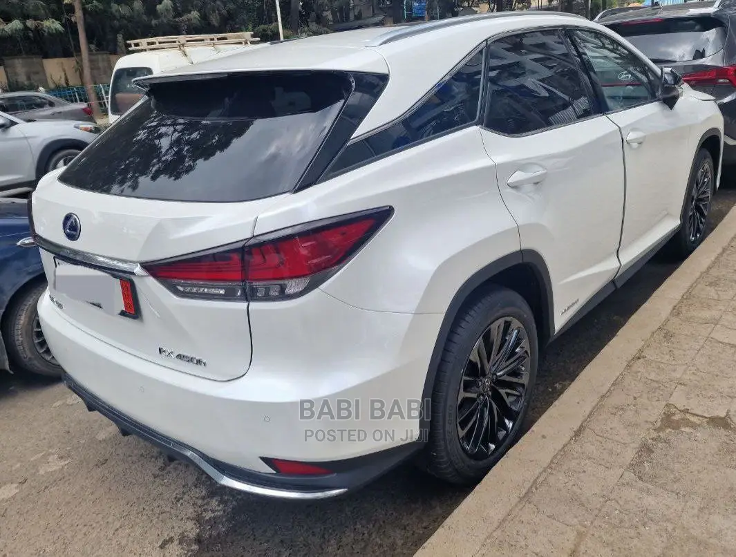 New Lexus RX 2023 White
