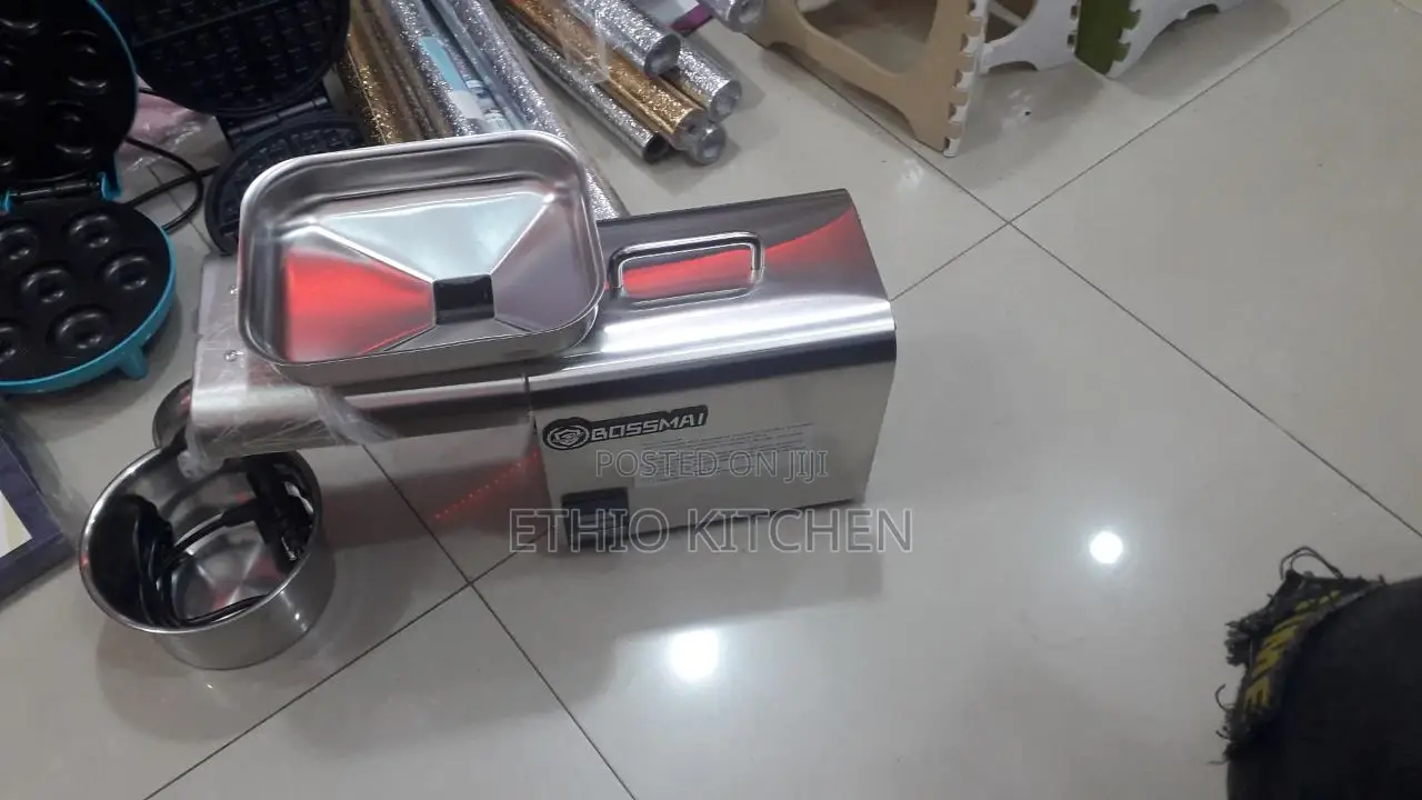 6kg /Hour Mini Oil Press Machine የዘይት መጭመቂያ ማሽን