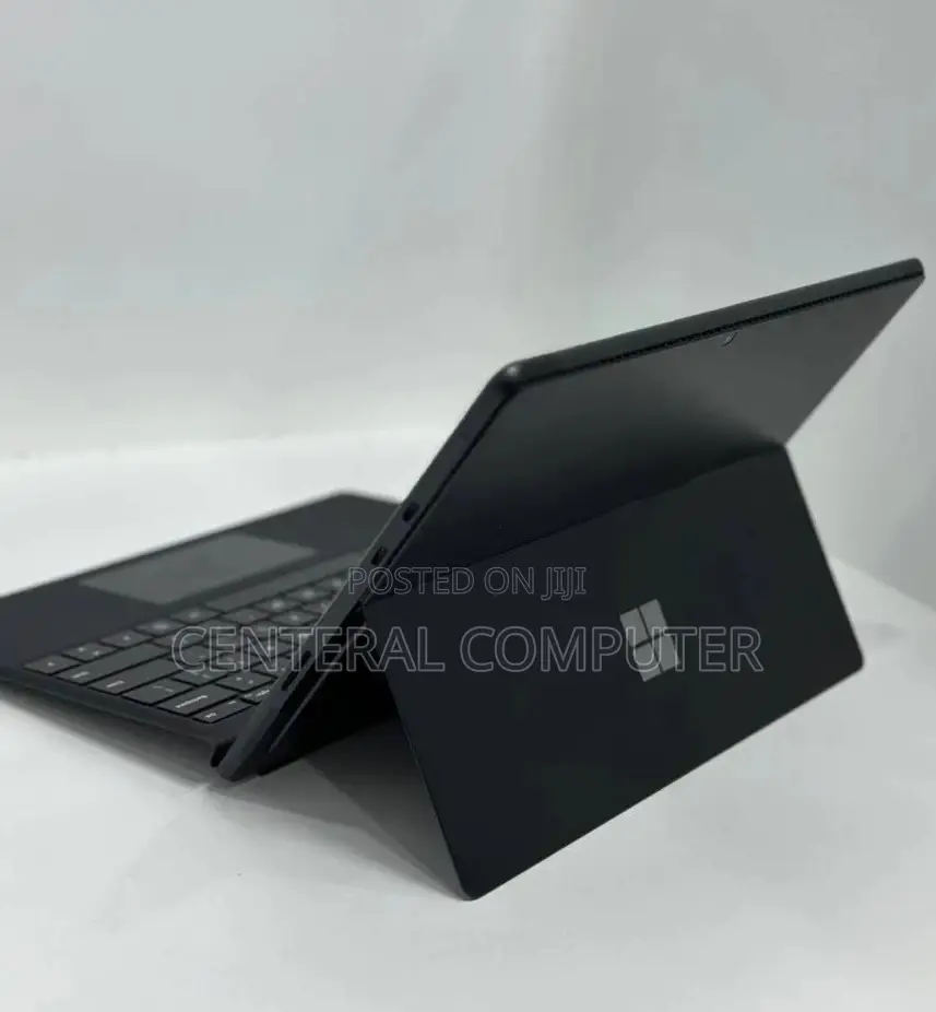 New Laptop Microsoft Surface Pro 8 16GB Intel Core I7 SSD 256GB