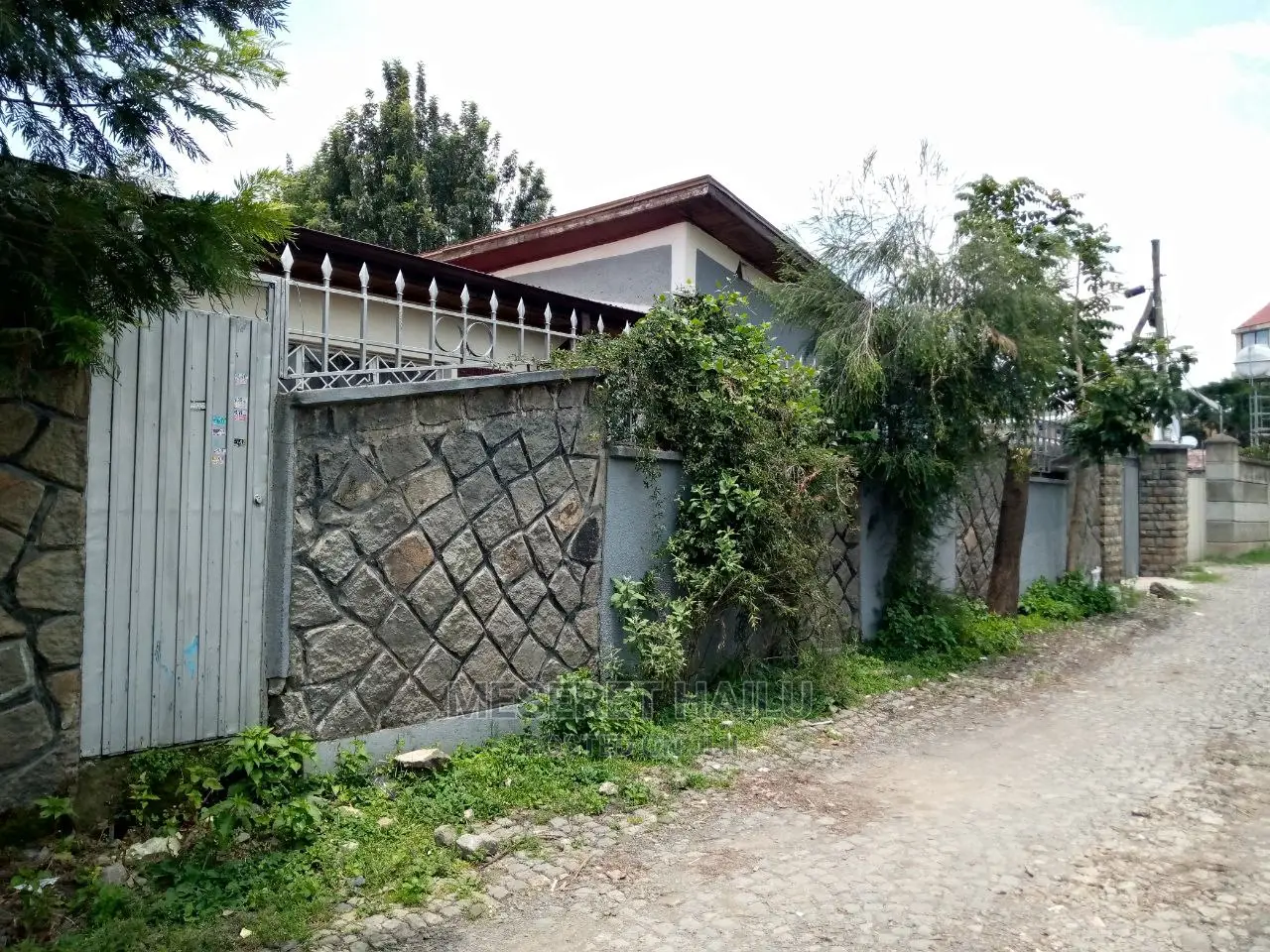 Furnished 6bdrm House in Nifas Silk Lafto for sale