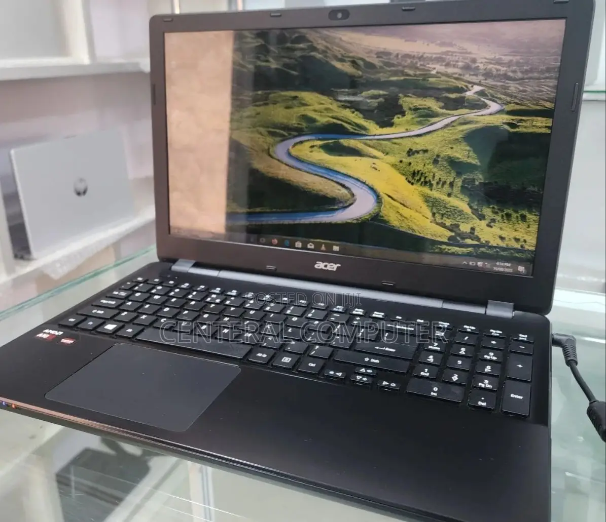 New Laptop Acer Aspire 1 16GB Intel Core M HDD 1T