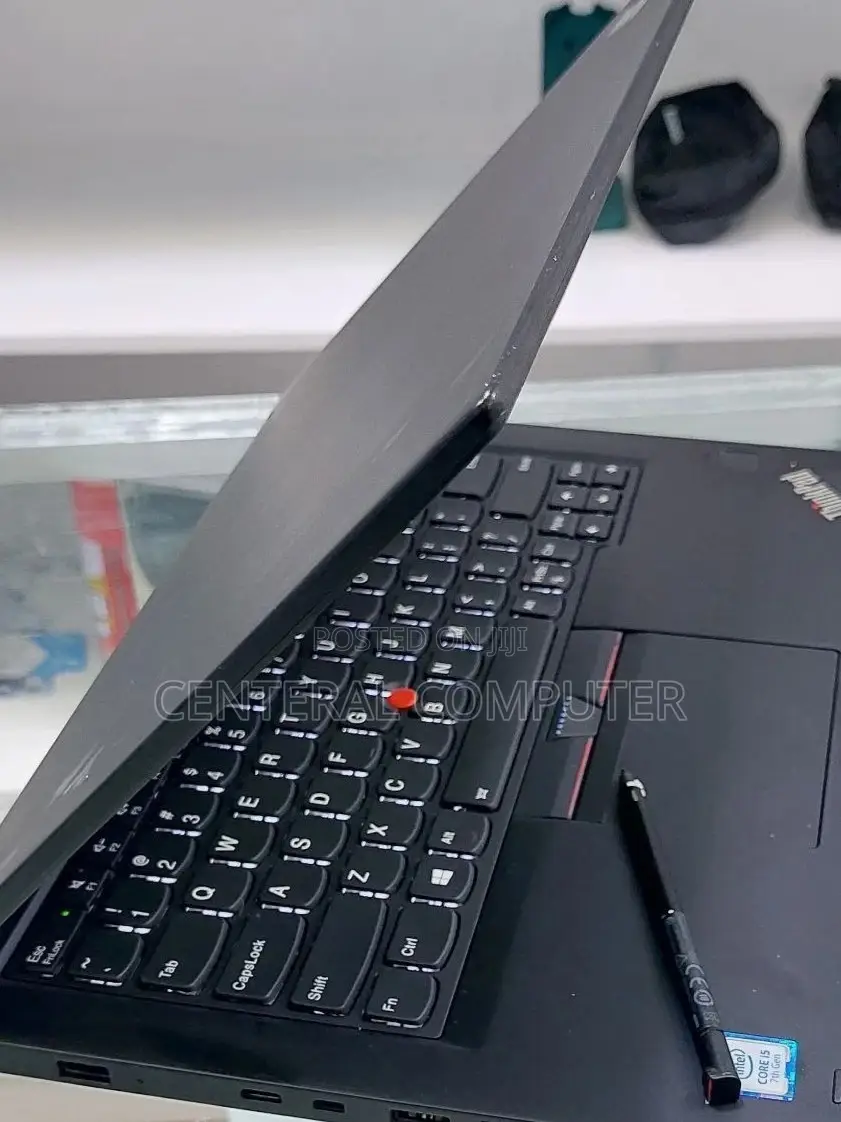 New Laptop Lenovo ThinkPad Yoga 16GB Intel Core I5 SSD 512GB