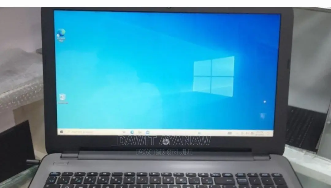 New Laptop HP Stream Notebook 4GB Intel Core I3 HDD 1T