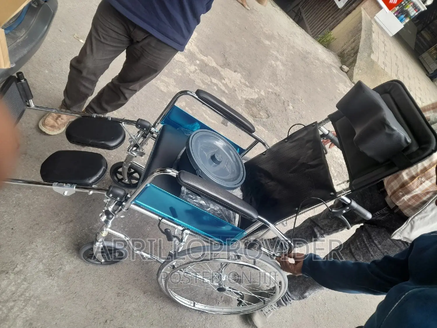 New and Packed Delivery Packege Wheelchair