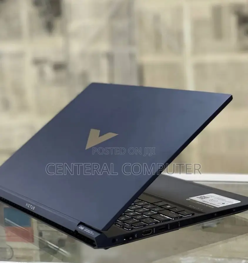 New Laptop HP Victus 16 16GB Intel Core I7 SSD 512GB