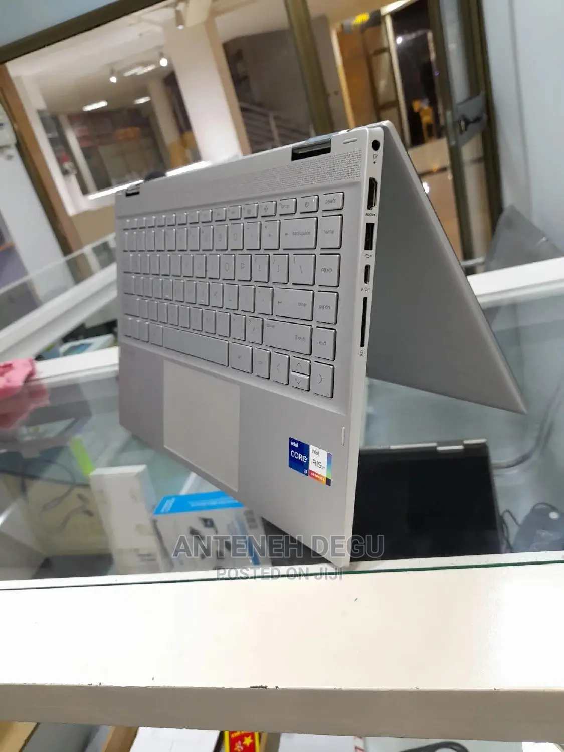 New Laptop HP Pavilion X360 16GB Intel Core I7 SSD 512GB