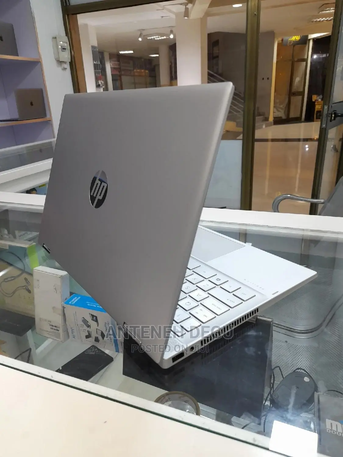 New Laptop HP Pavilion X360 16GB Intel Core I7 SSD 512GB