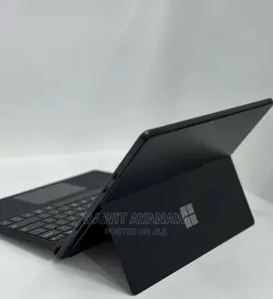 New Laptop Microsoft Surface Pro 8 16GB Intel Core I7 SSD 256GB