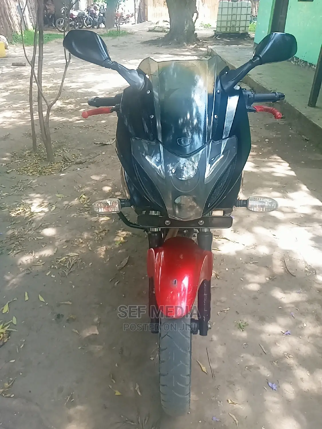 Bajaj Pulsar 220 F 2017 Black