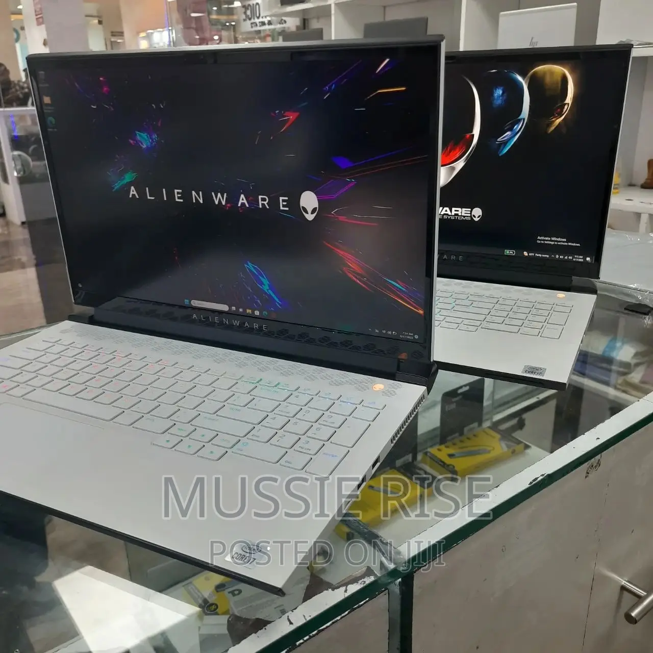 New Laptop Alienware M17x R2 32GB Intel Core I7 SSD 1.5T