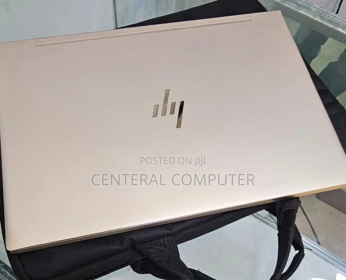 New Laptop HP Envy 15 8GB Intel Core I5 SSD 512GB