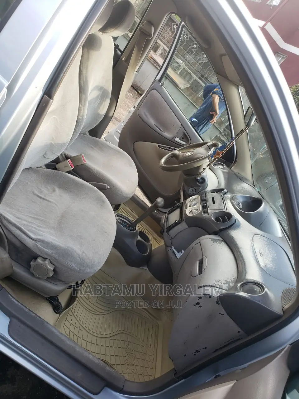 Toyota Platz 2005 Silver