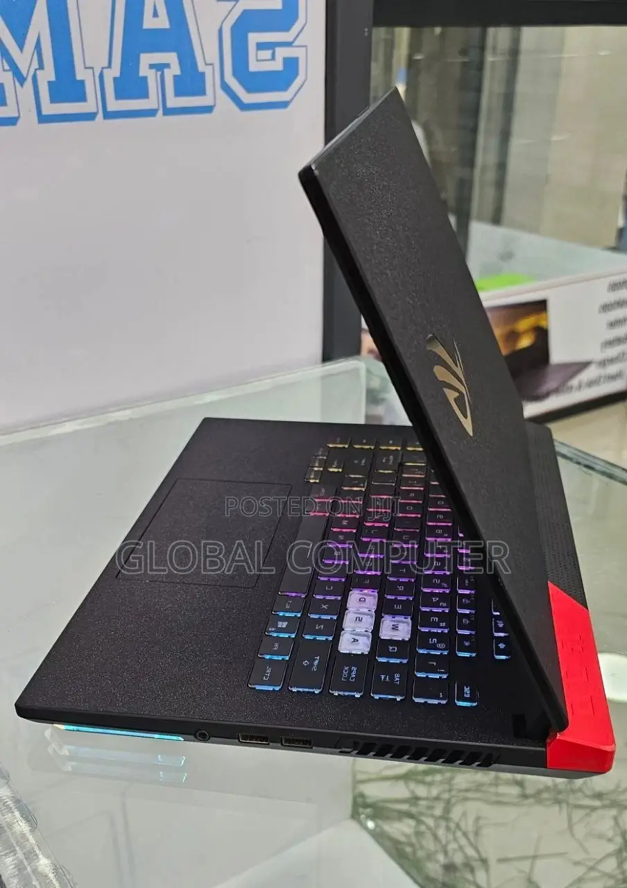New Laptop Asus ROG Strix G15 16GB AMD Ryzen 9 SSD 512GB
