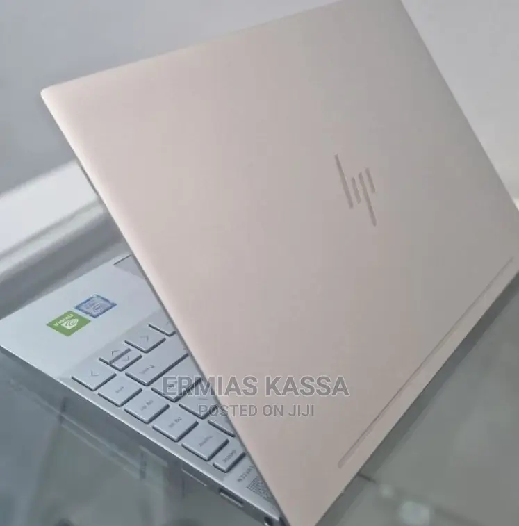 New Laptop HP Envy X360 8GB Intel Core i5 SSD 512GB