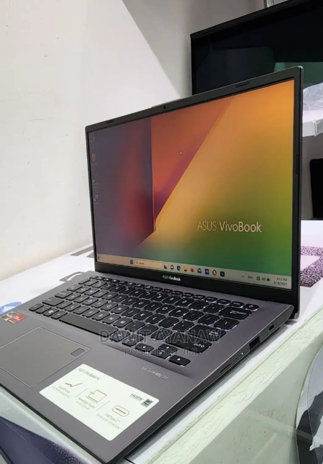 New Laptop Asus VivoBook 15 X505BA 8GB AMD Ryzen 3 SSD 256GB