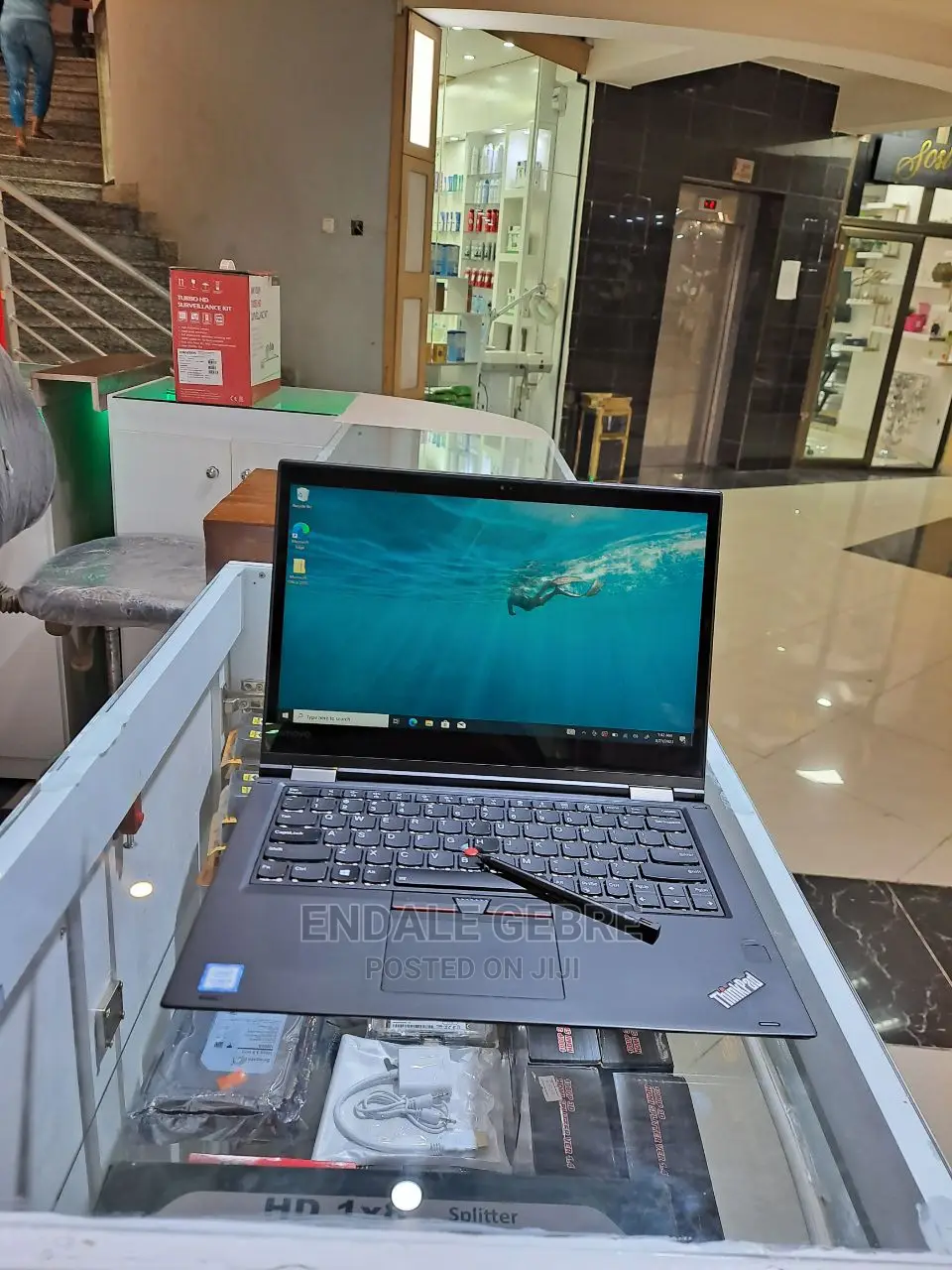 New Laptop Lenovo ThinkPad Yoga 370 8GB Intel Core I5 SSD 512GB