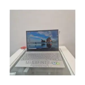 New Laptop HP Envy X360 8GB Intel Core I5 SSD 512GB