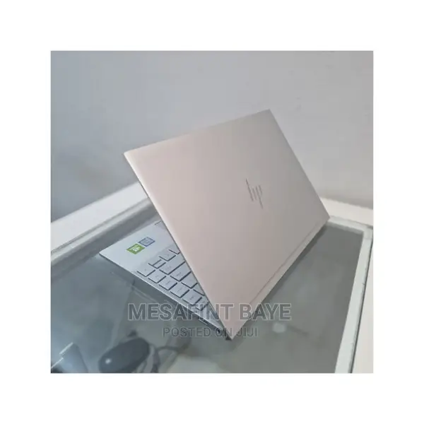 New Laptop HP Envy X360 8GB Intel Core I5 SSD 512GB