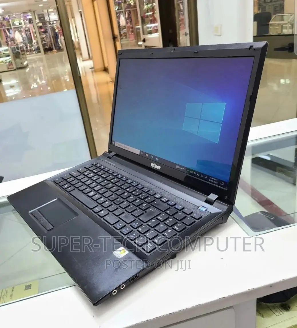 New Laptop 4GB Intel Core I3 HDD 256GB