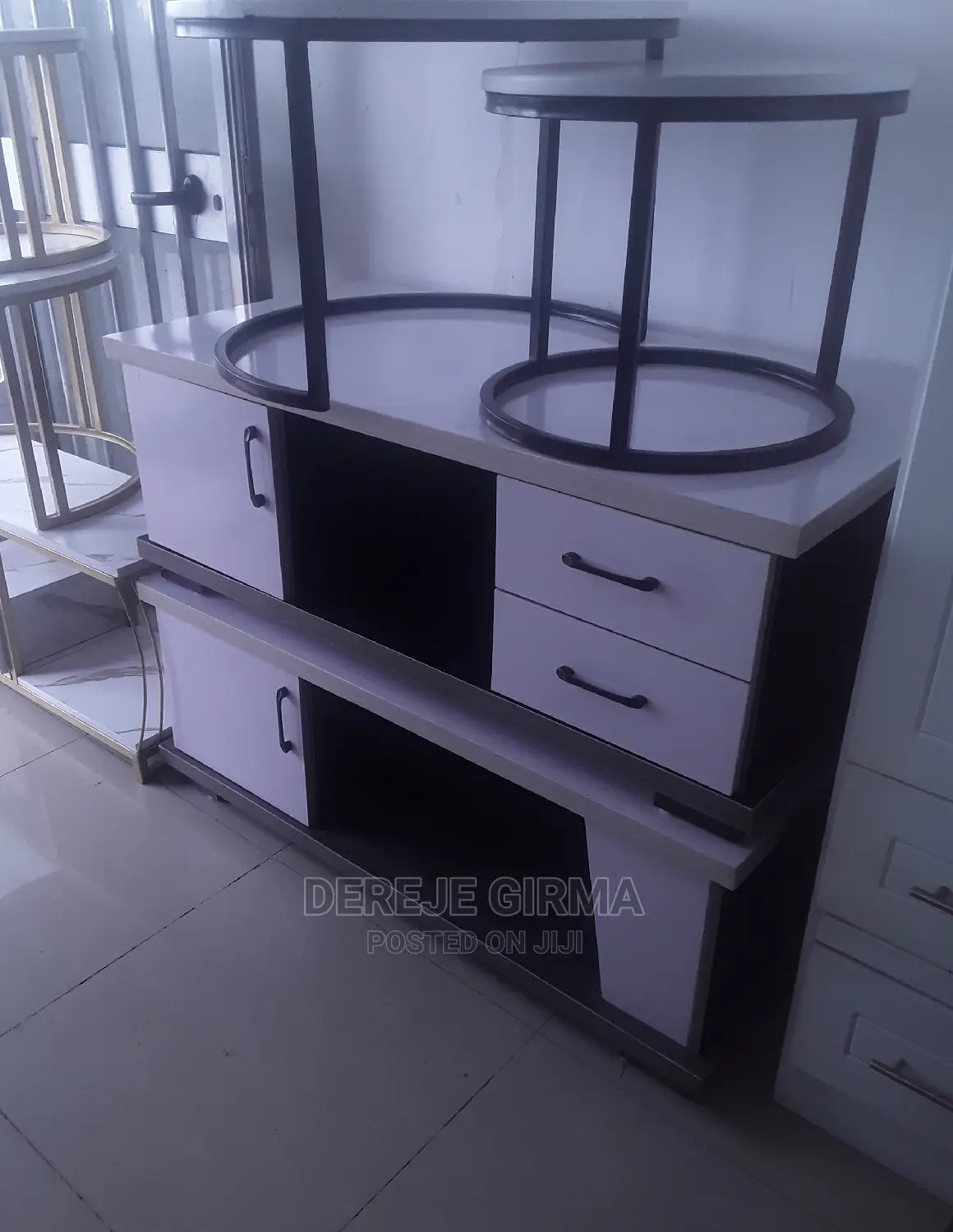 የሳሎን ጠረጴዛ/